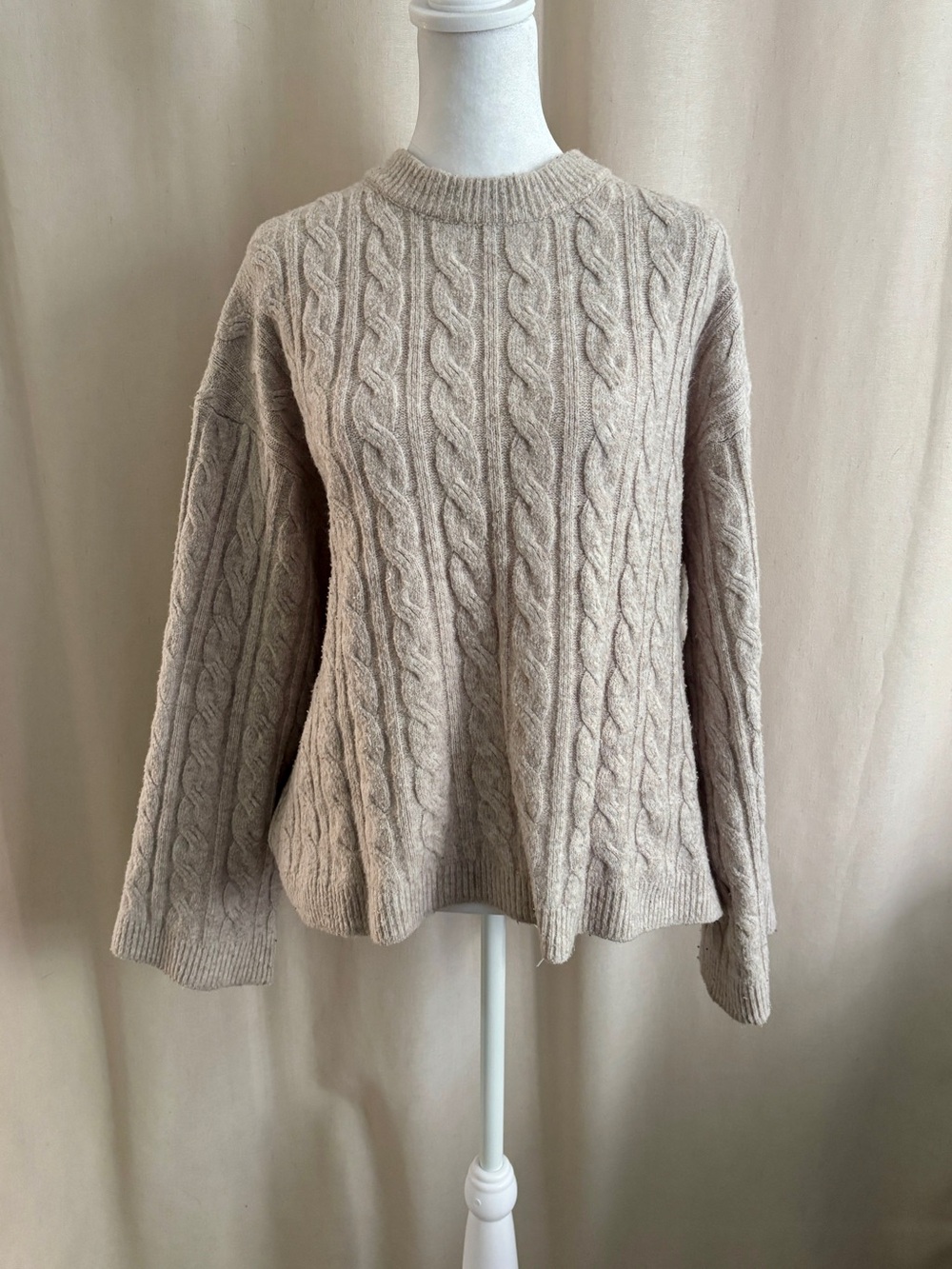 H&M Oversized Cable Knit Sweater — Size XS